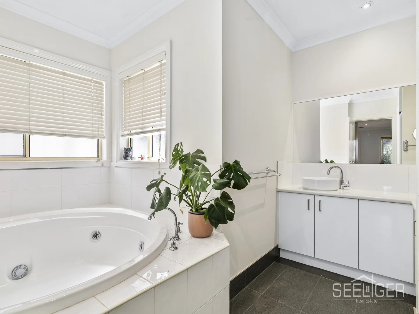 Additional image 4 of 8 Zorro Drive, Yarrawonga VIC 3730
