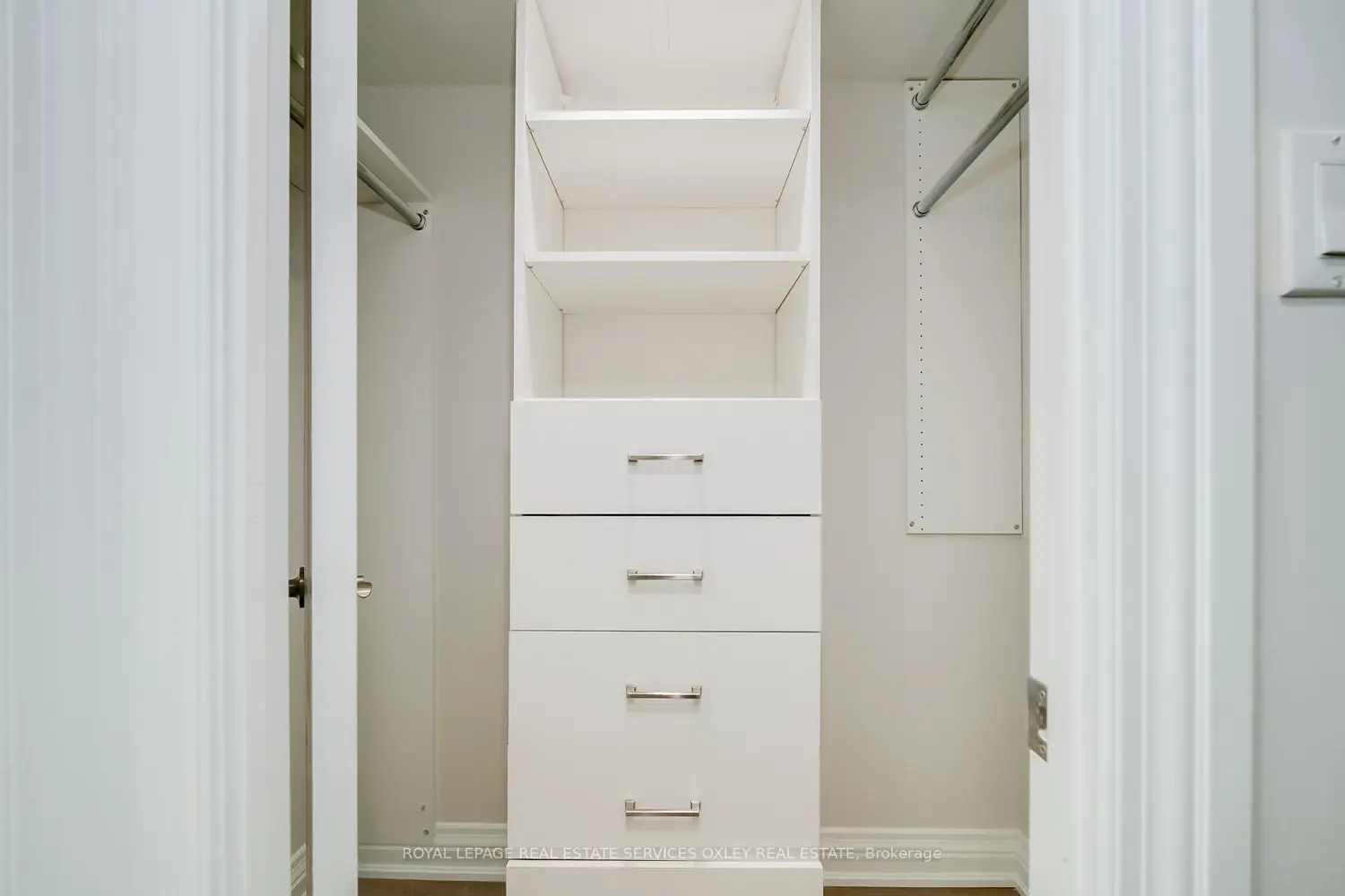 Additional image 4 of 3130 Yonge Street 202