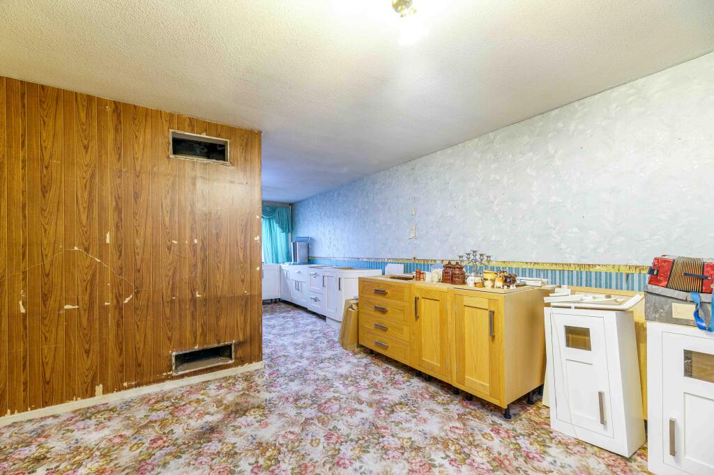 Additional image 7 of Farnborough Road, Birmingham, B35