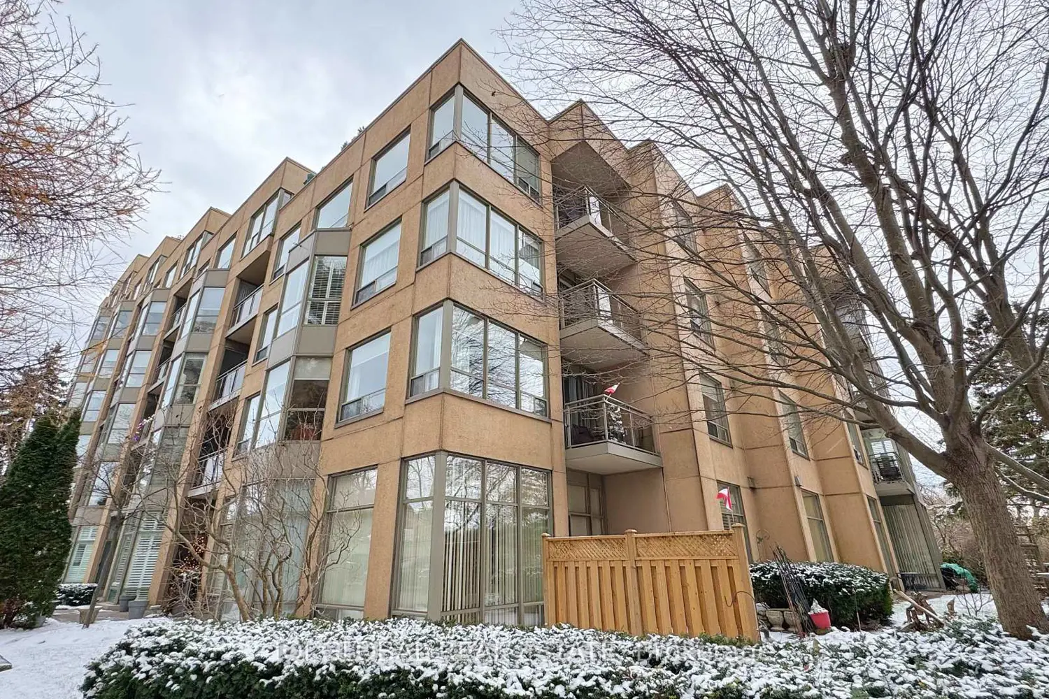 Additional image 20 of 2511 Lakeshore Road 109