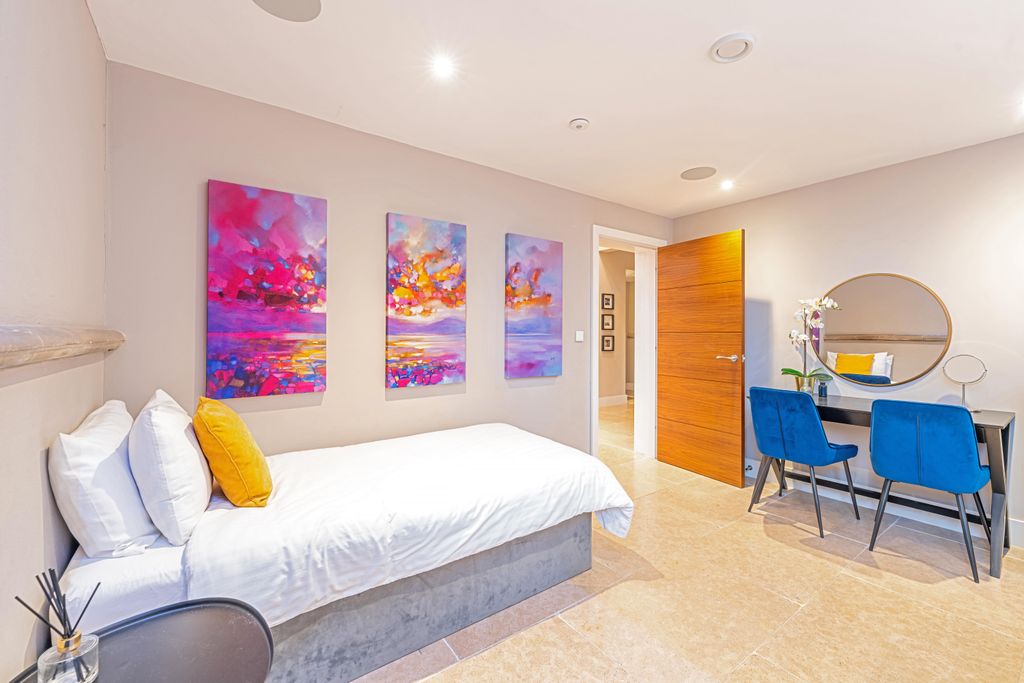 Additional image 9 of 8 bed detached house to rentChurch Lane, Grazeley, Reading RG7