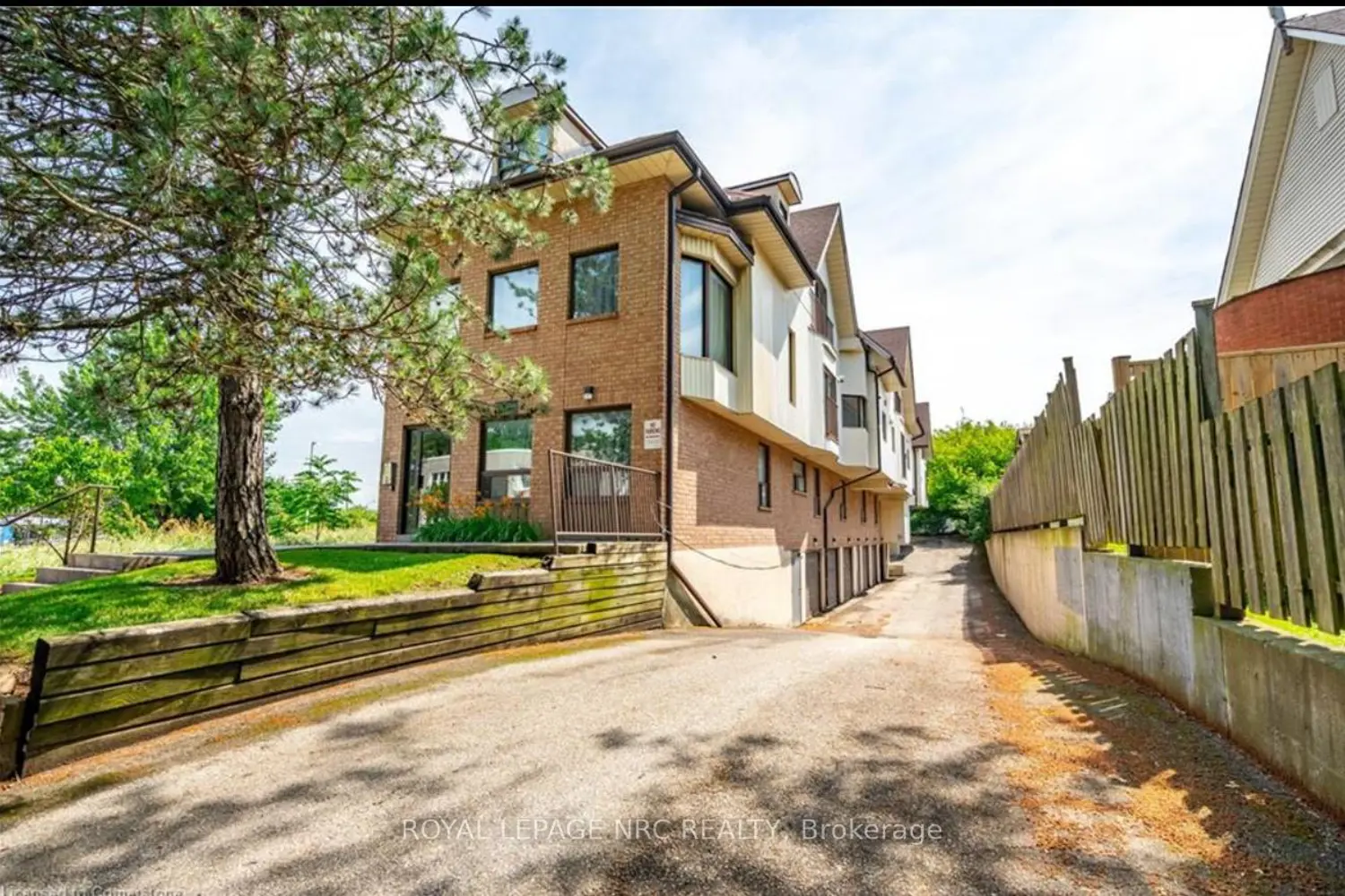 Additional image 16 of 4872 Valley Way 203