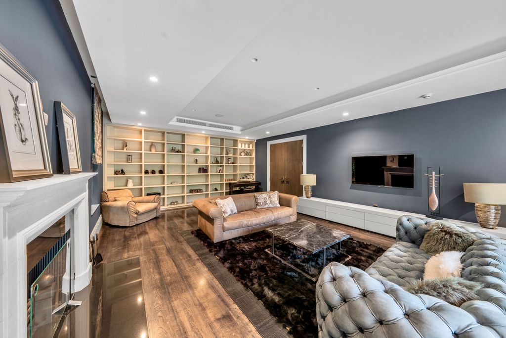 Additional image 7 of 6 bed detached house to rentLinden Road, Weybridge KT13