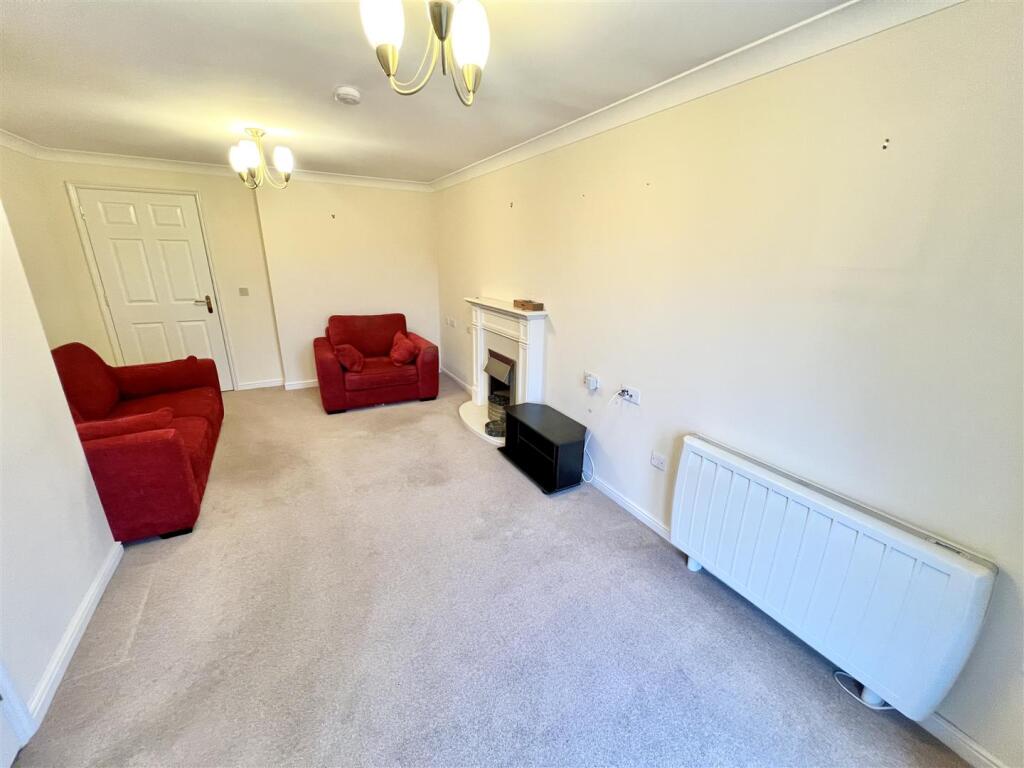 Additional image 10 of Stratford Road, Hall Green, Birmingham