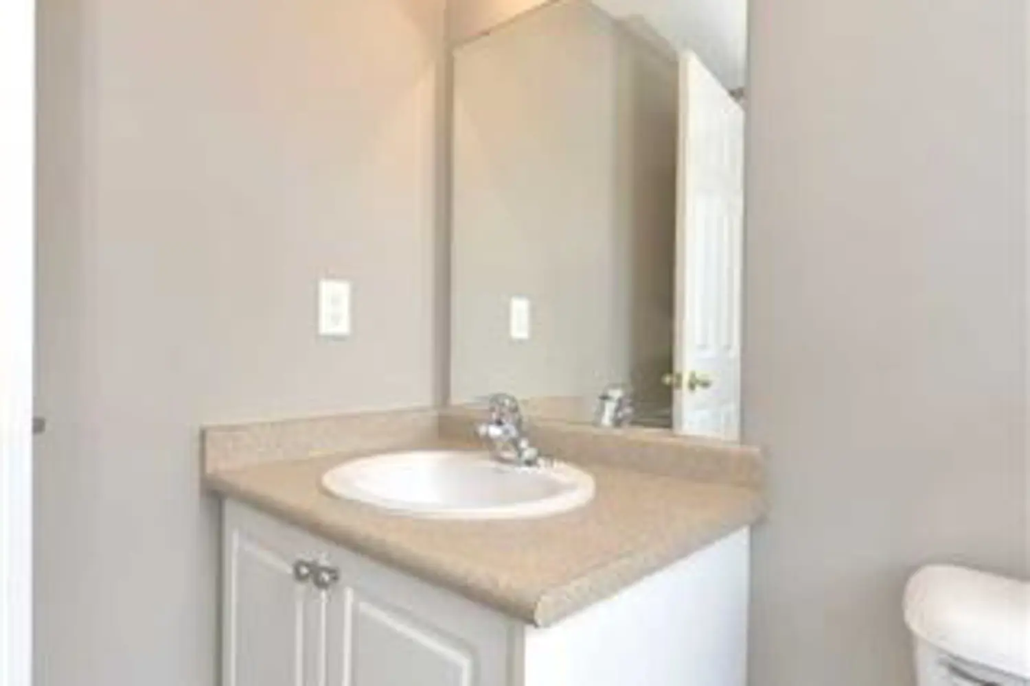 Additional image 6 of 600 Sarnia Road 31