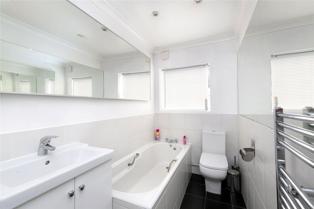 Additional image 7 of 4 bed flat to rentMarlborough Road, Richmond TW10