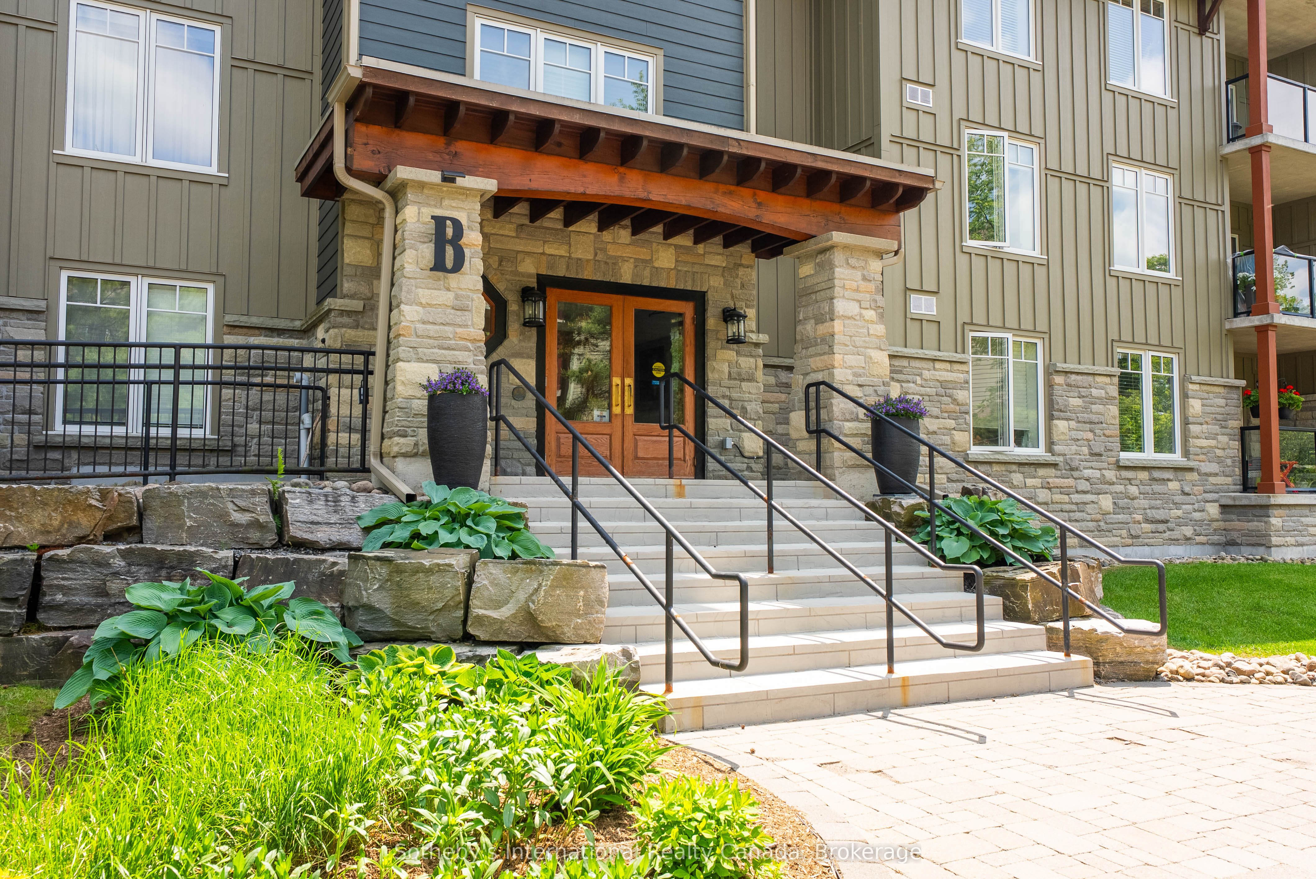 Additional image 3 of 103-391B Manitoba Street, Bracebridge, ON, P1L 0B5