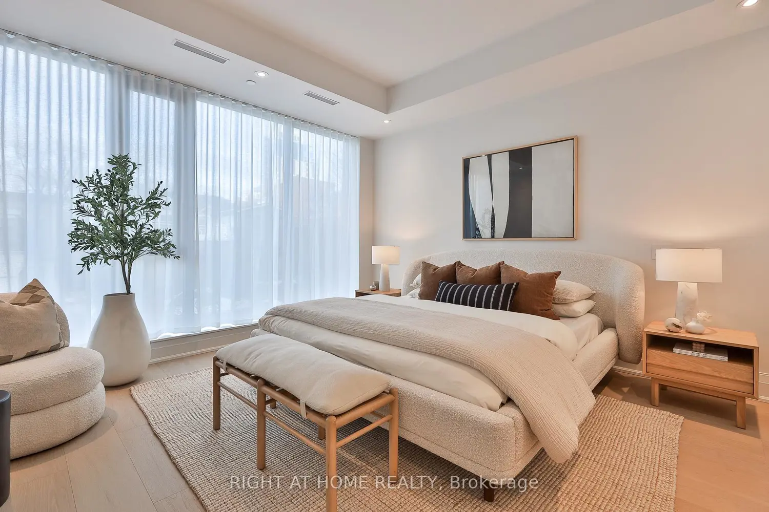 Additional image 10 of 10 Prince Arthur Avenue 302
