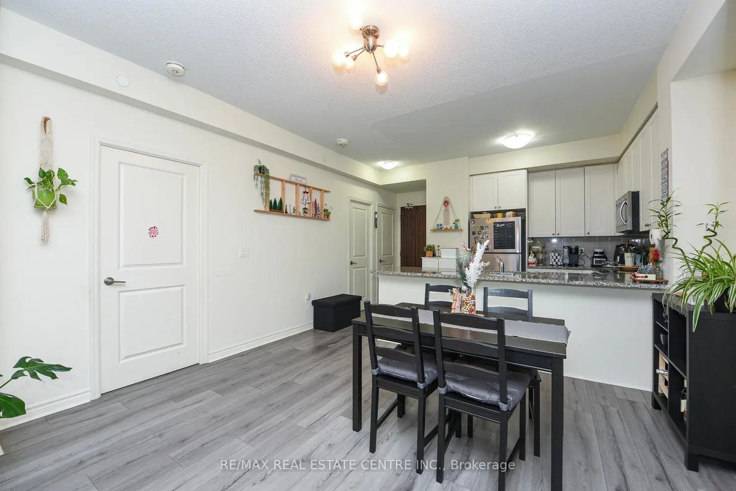 Additional image 5 of 349 Rathburn Road 507