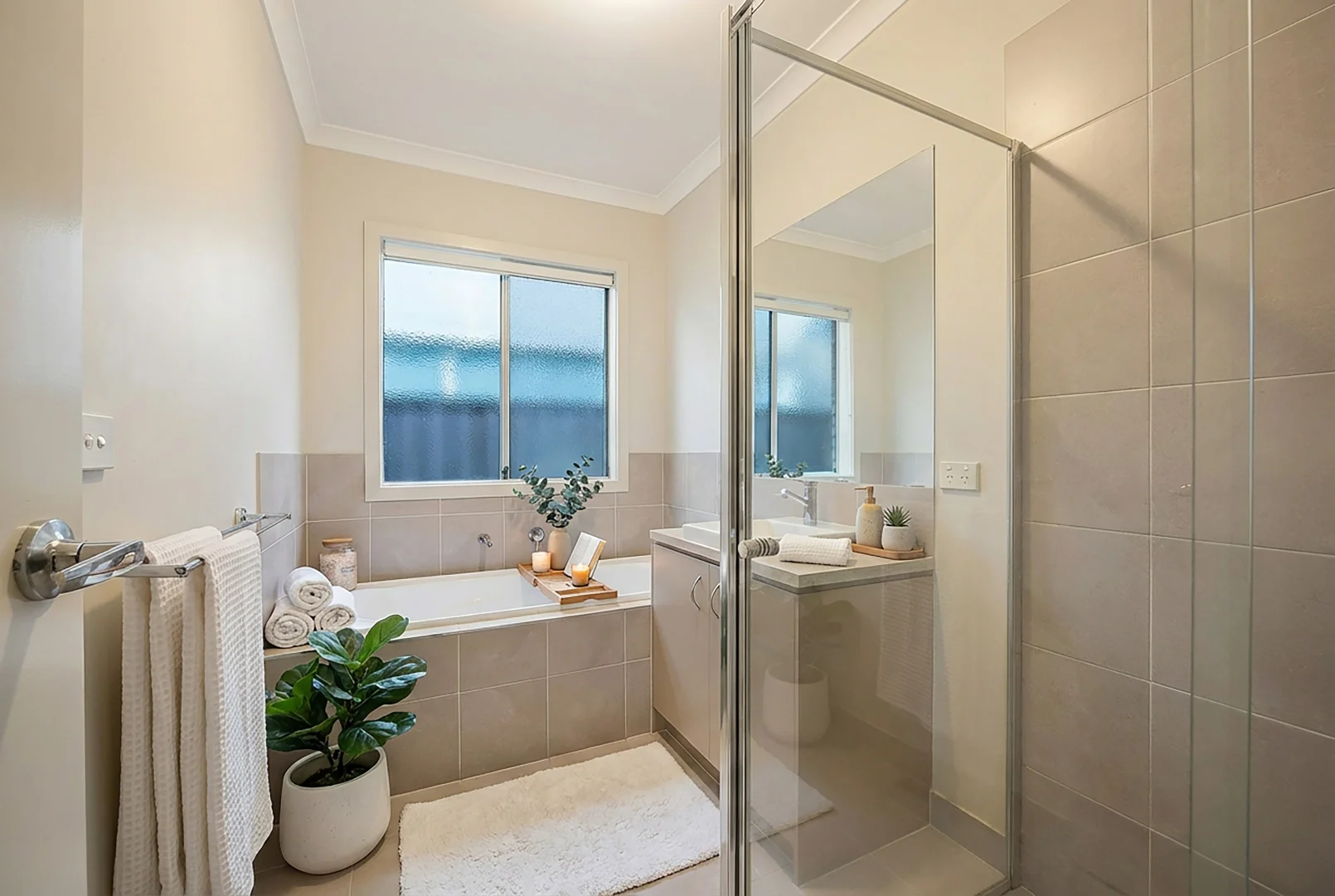 Additional image 9 of 36 Rhode Island Close, Sanctuary Lakes VIC 3030