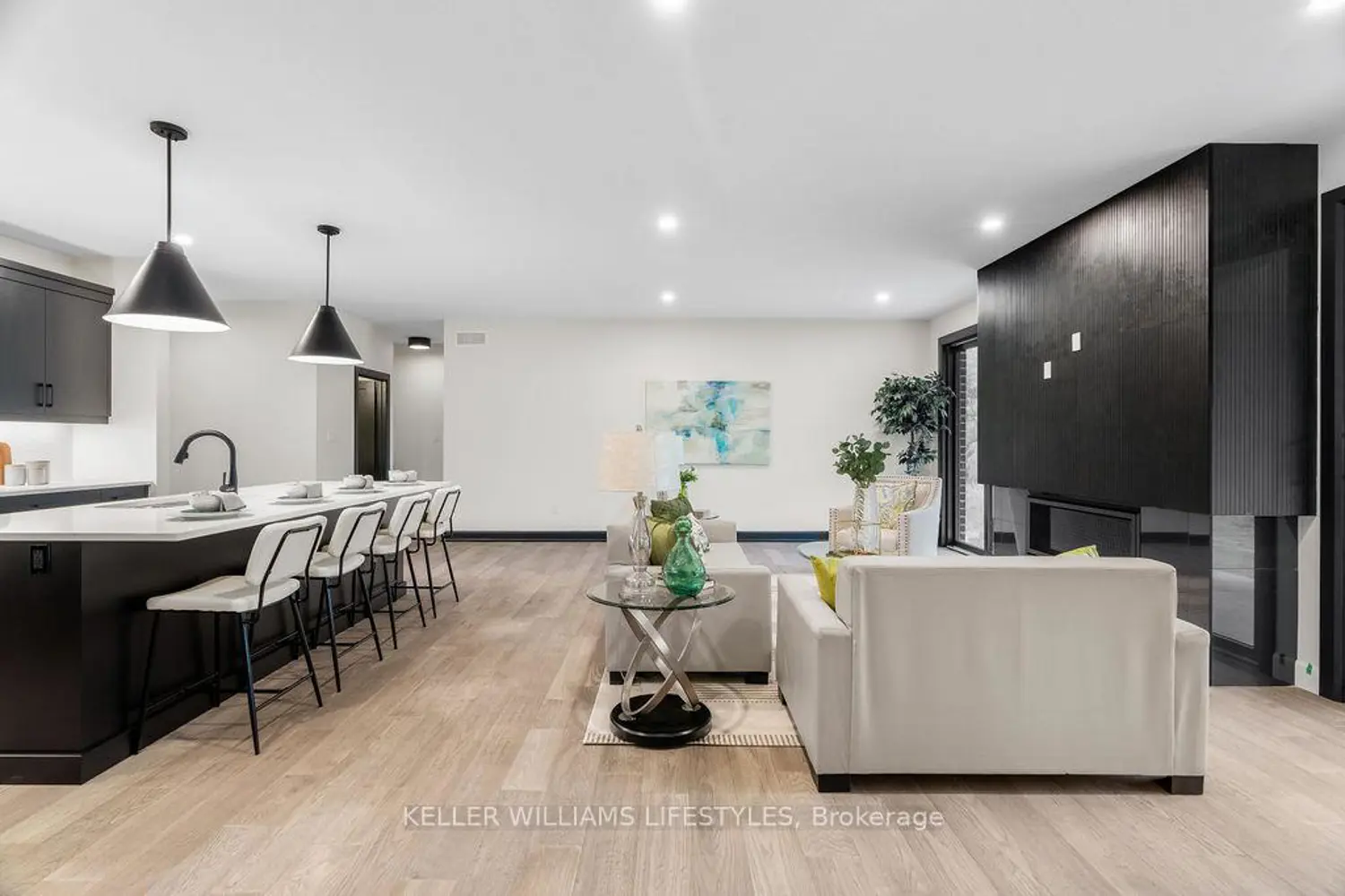 Additional image 10 of 52 East Glen Drive