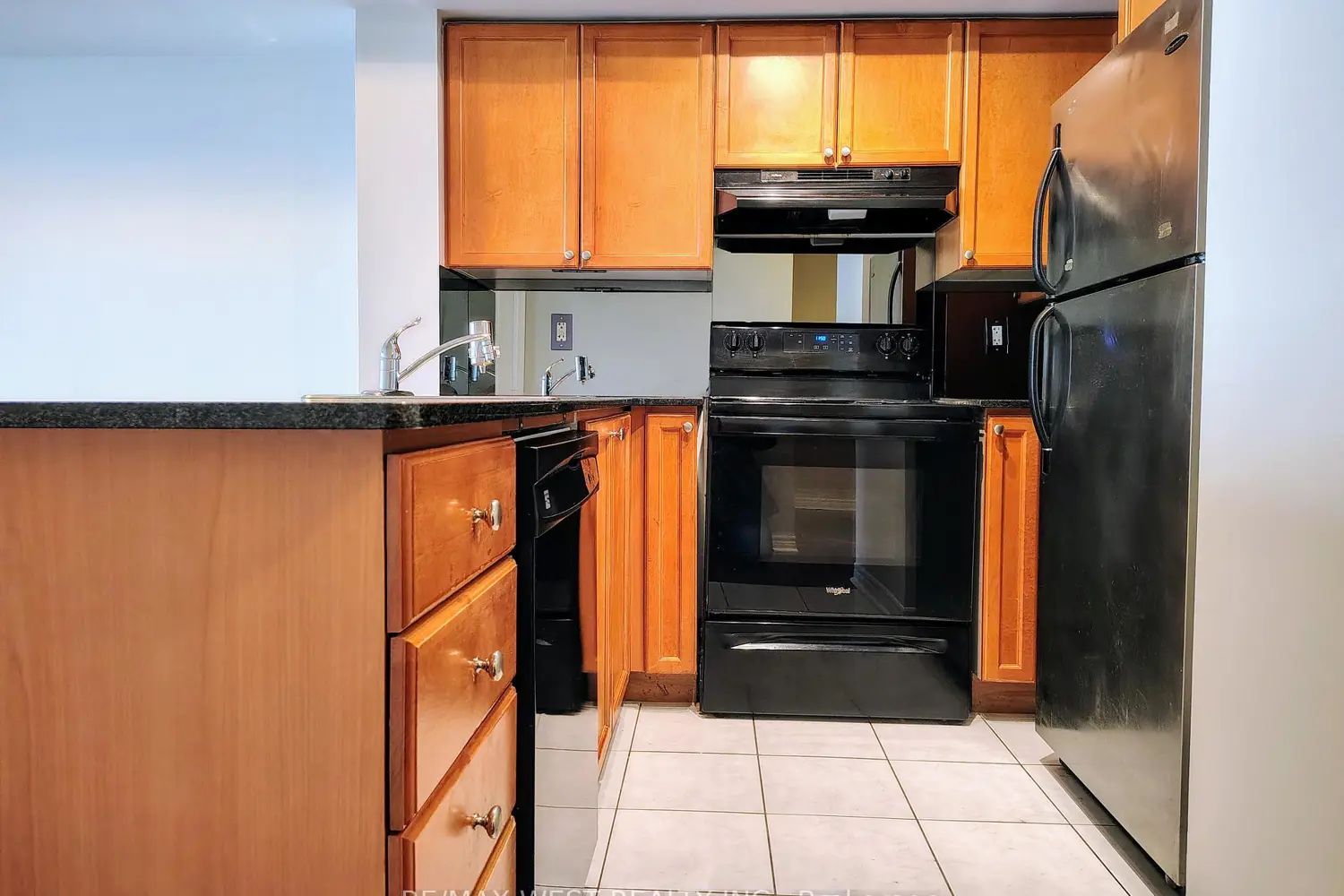 Additional image 9 of 1 Elm Drive 1301