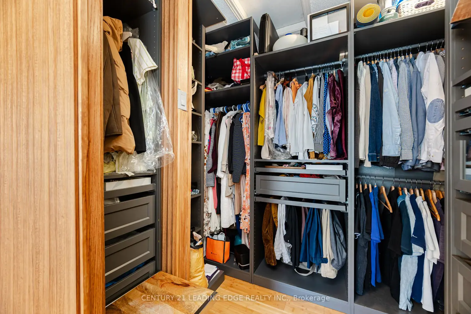 Additional image 12 of 344 Marble Place