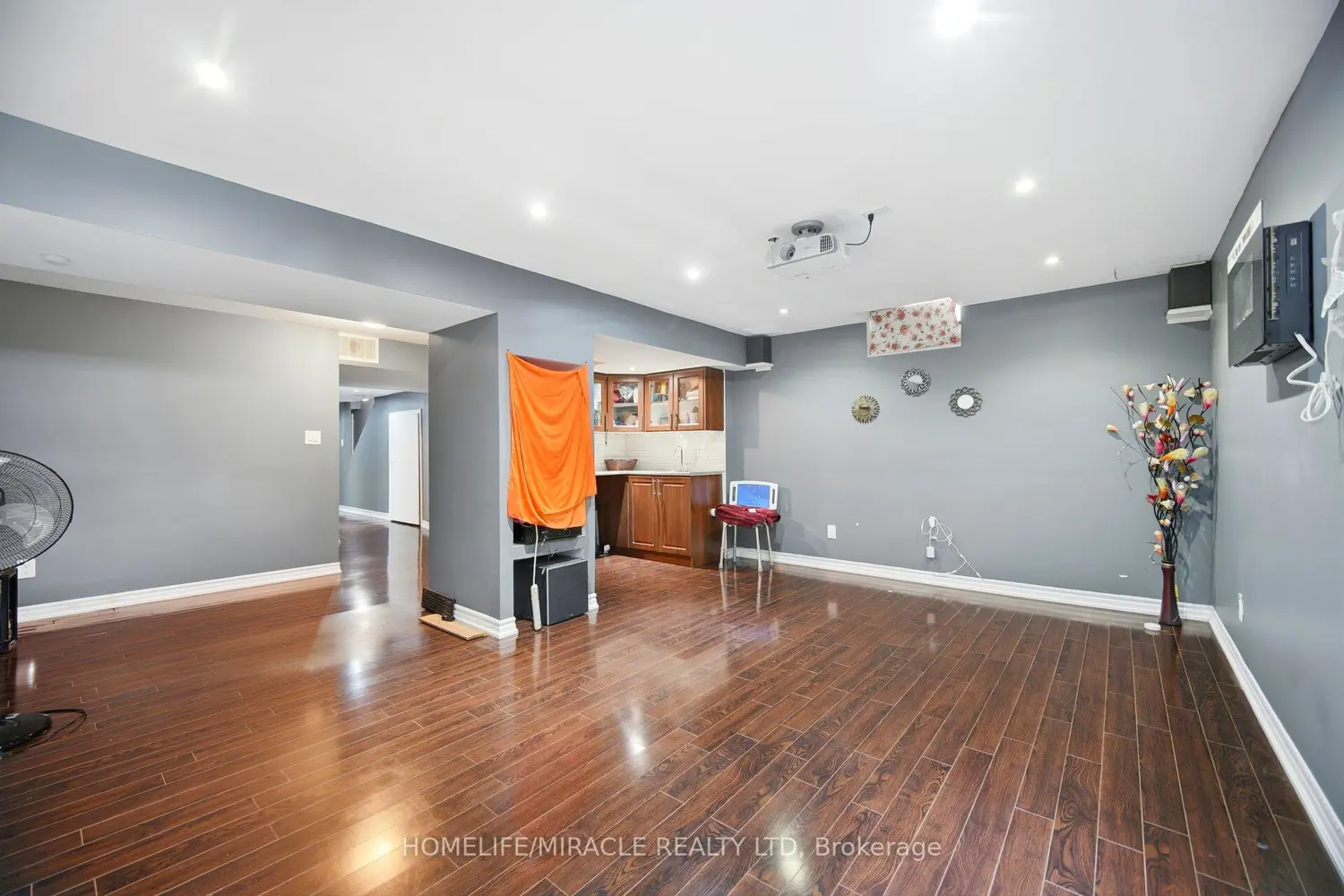 Additional image 17 of 26 Goldsboro Road