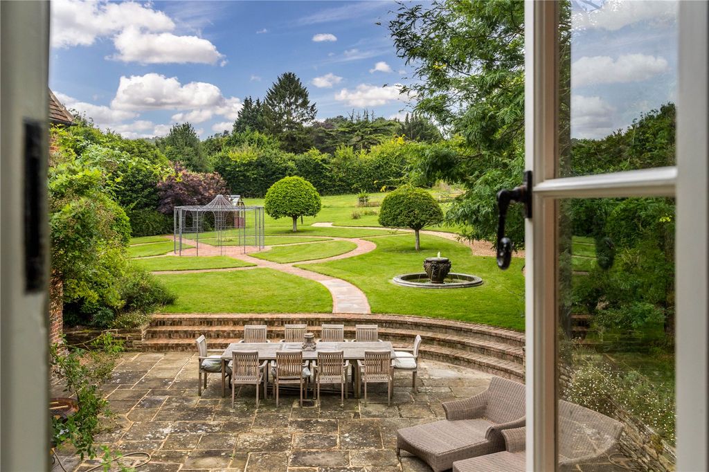 Additional image 18 of 6 bed detached house to rentBalchins Lane, Westcott, Dorking, Surrey RH4