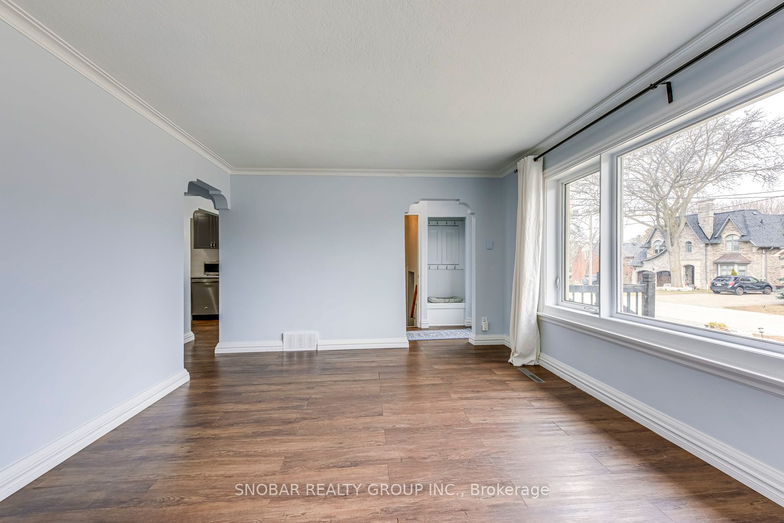 Additional image 4 of 16 Northglen Avenue, Toronto, ON, M9B 4R6