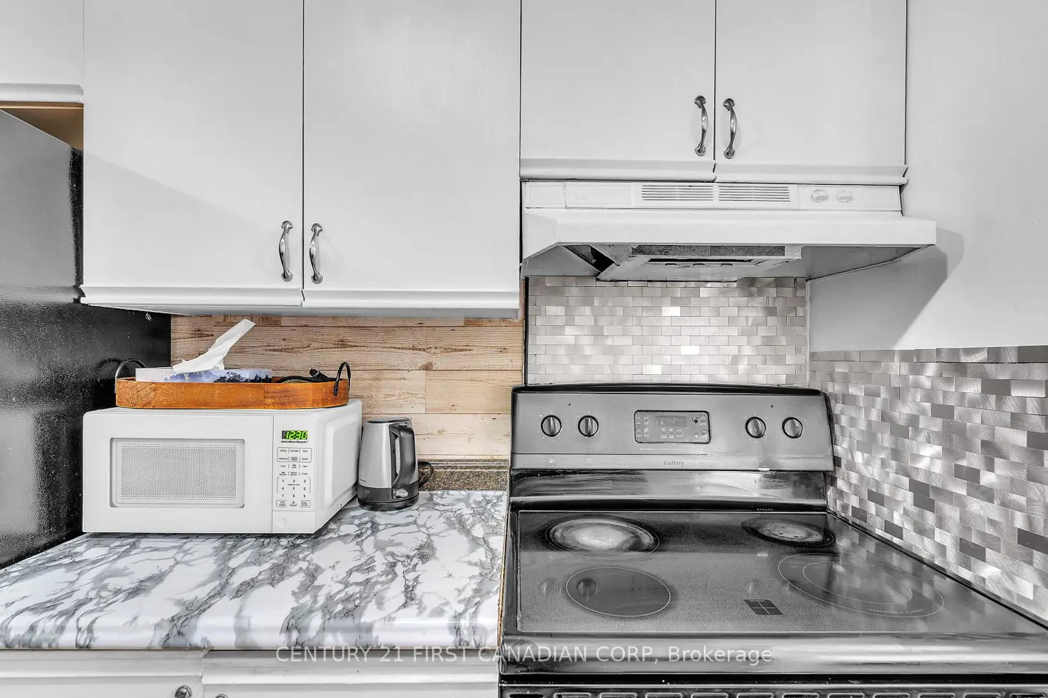 Additional image 11 of 1096 Jalna Boulevard 87