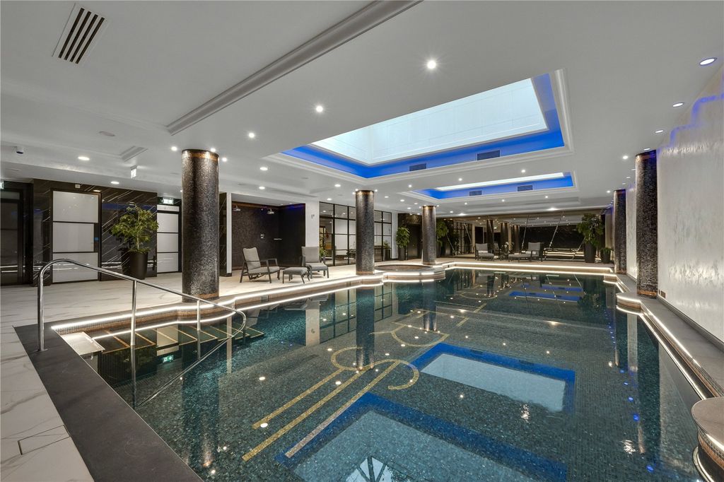 Additional image 15 of 2 bed flat to rentCharters Road, Ascot, Berkshire SL5