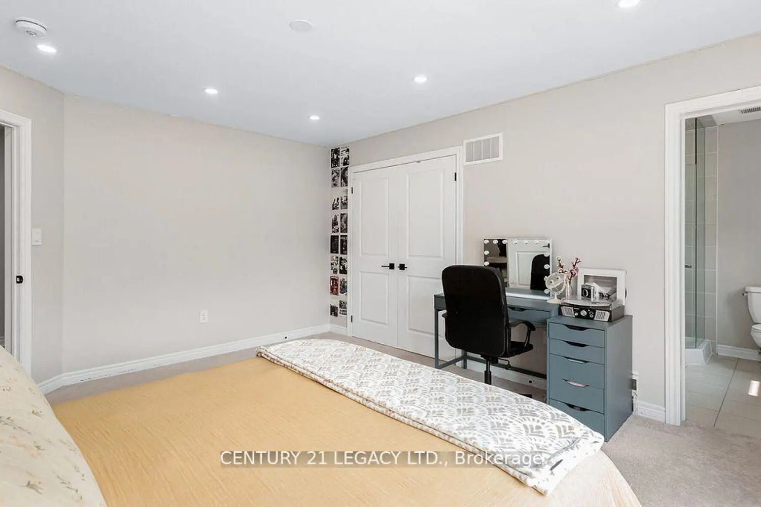 Additional image 14 of 35 Farringdon Crescent