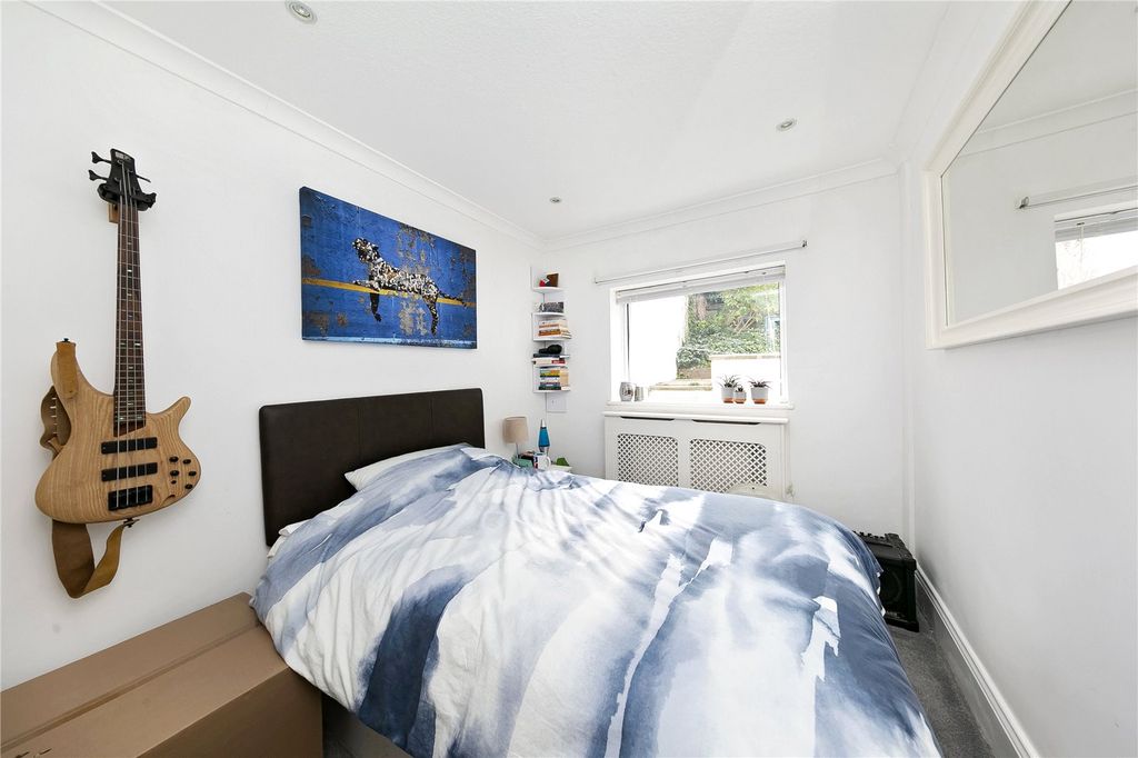 Additional image 4 of 4 bed flat to rentMarlborough Road, Richmond TW10