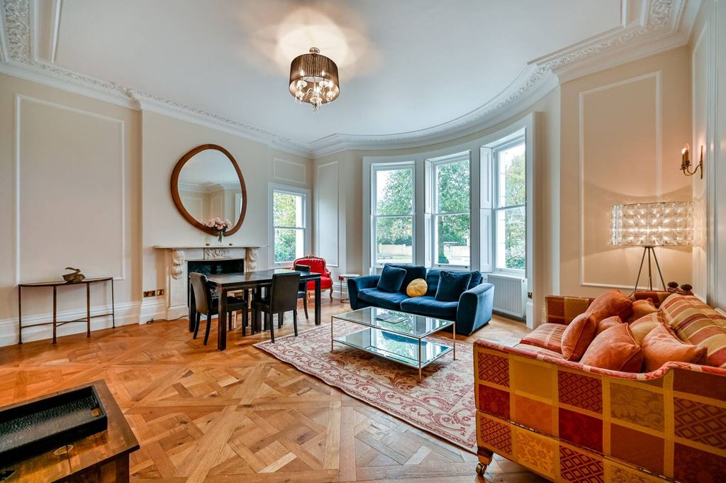 Additional image 2 of 3 bed flat to rentKings Road, Richmond TW10