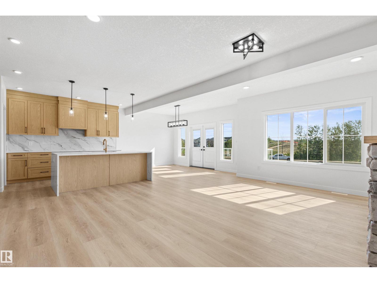 Additional image 6 of 3331 Chickadee Drive NW, Edmonton, AB, T5V1R5