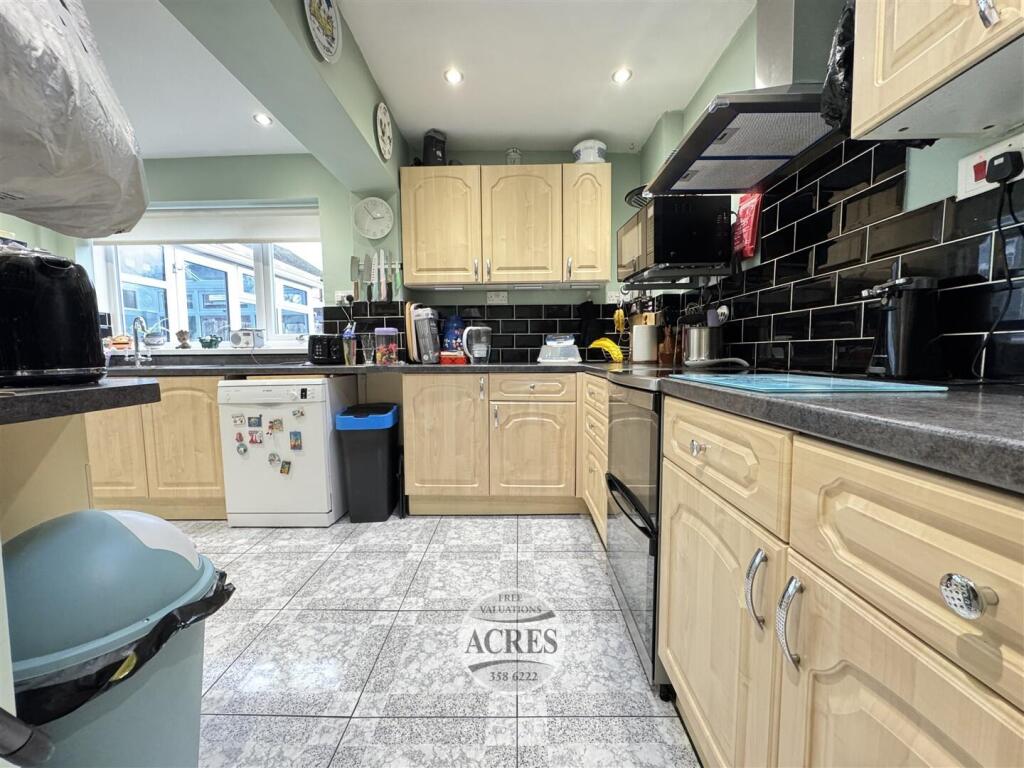 Additional image 19 of Grove Vale Avenue, Great Barr, Birmingham