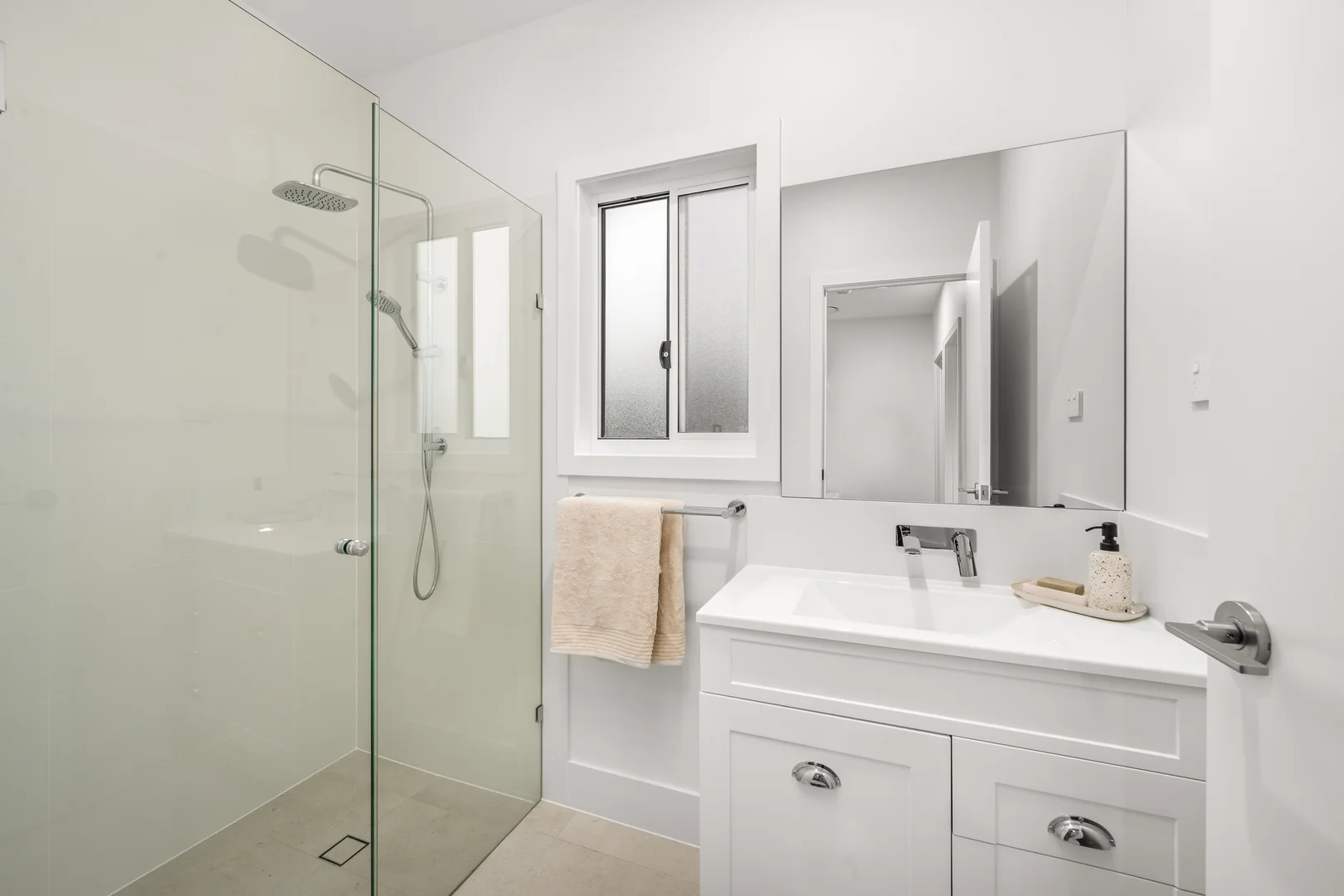 Additional image 24 of 54 Cowlishaw Street, Redhead NSW 2290