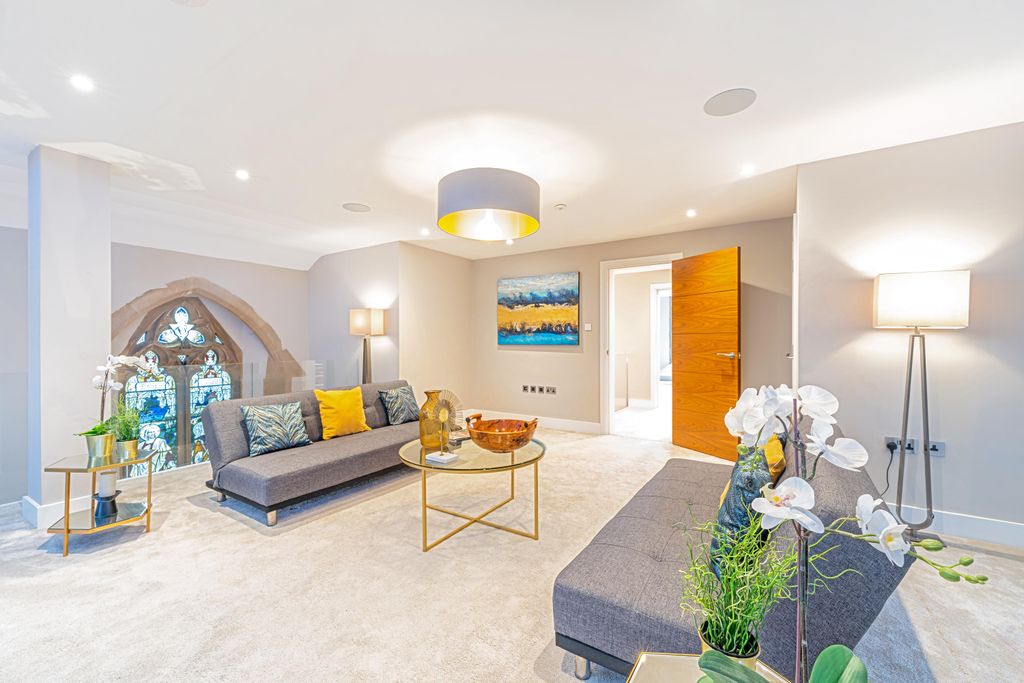 Additional image 3 of 8 bed detached house to rentChurch Lane, Grazeley, Reading RG7