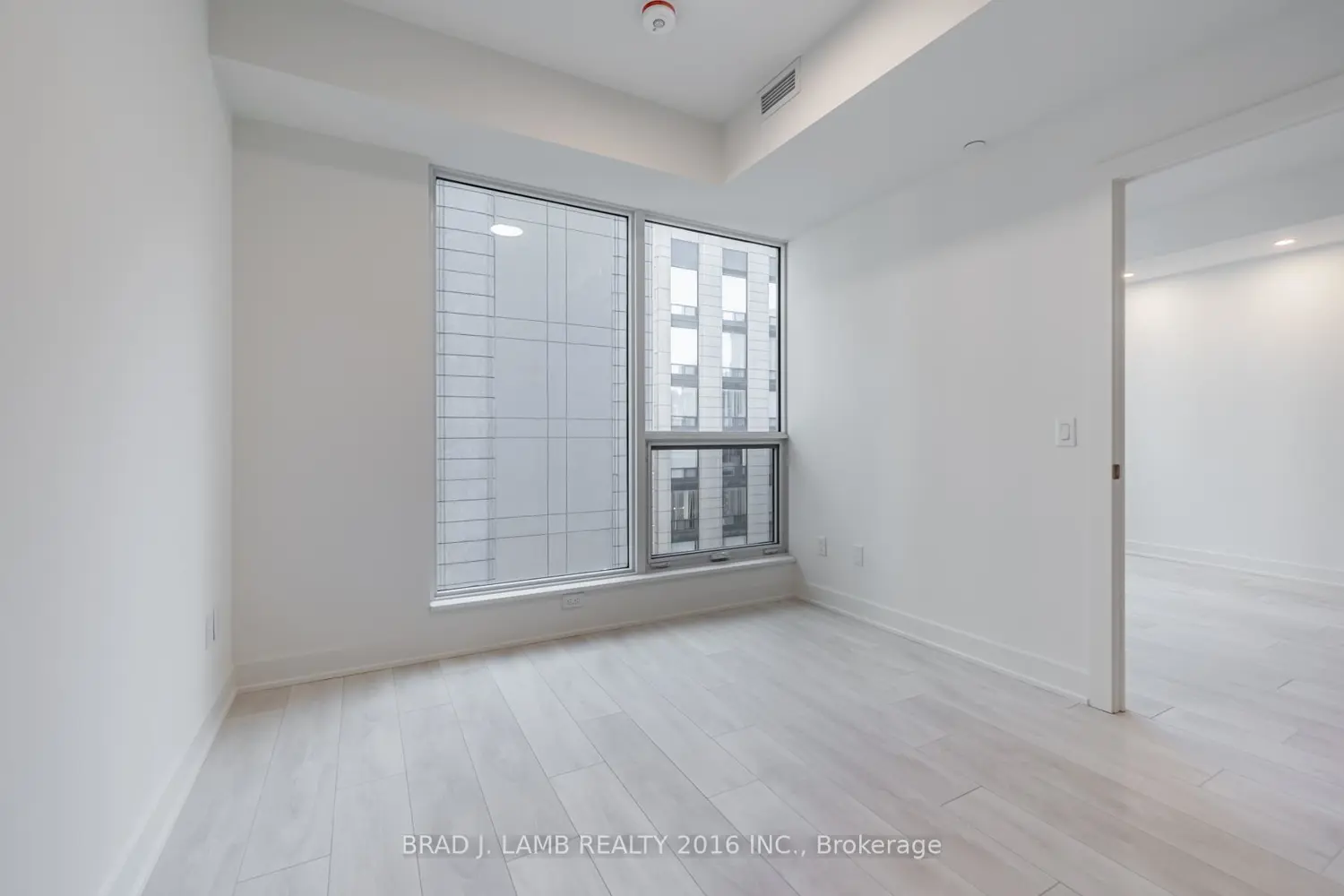 Additional image 11 of 15 Mercer Street 1307