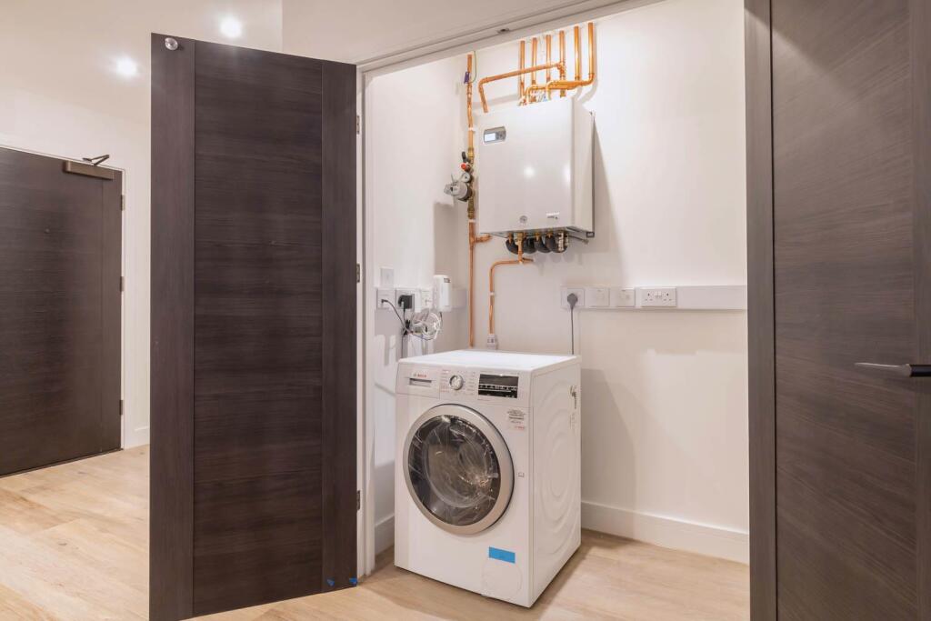 Additional image 12 of The Lancaster, Snow Hill Wharf, 62 Shadwell Street, B4 6LP