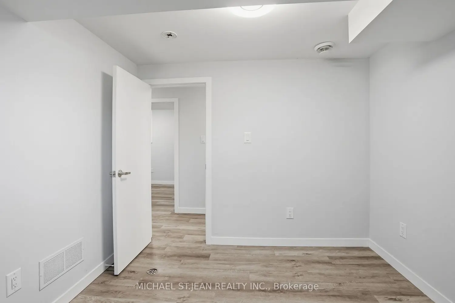 Additional image 16 of 93 Wellington Street