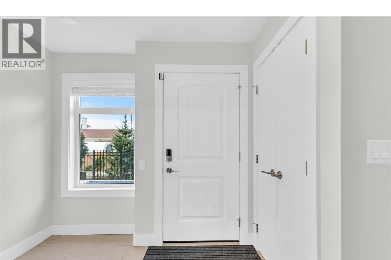 Additional image 8 of 8-1102 Cameron Avenue, Kelowna, BC, V1Y0B2