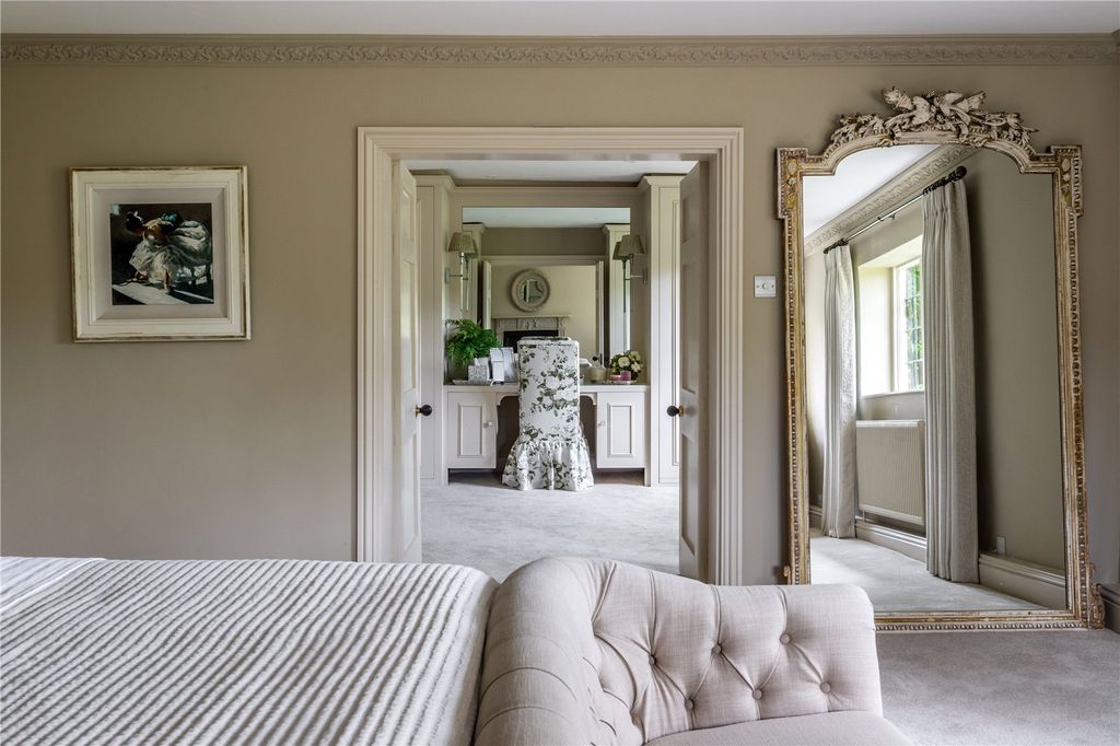 Additional image 13 of 6 bed detached house to rentBalchins Lane, Westcott, Dorking, Surrey RH4