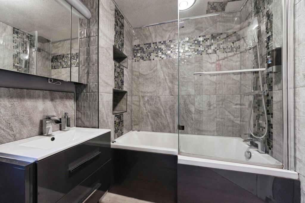 Additional image 21 of Vine Lane, Birmingham, West Midlands, B27