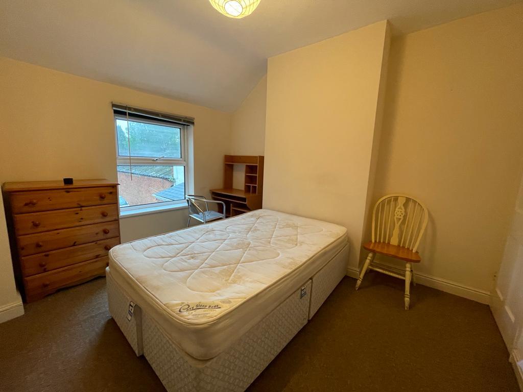 Additional image 6 of Warwards Lane - 3 bed, Selly Oak, West Midlands, B29