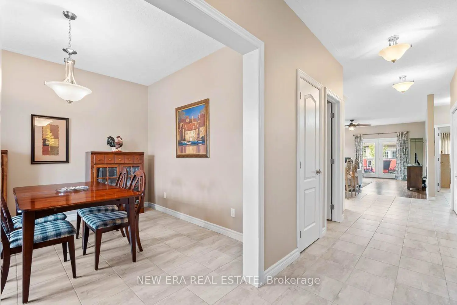 17 Dorchester Drive photo 3