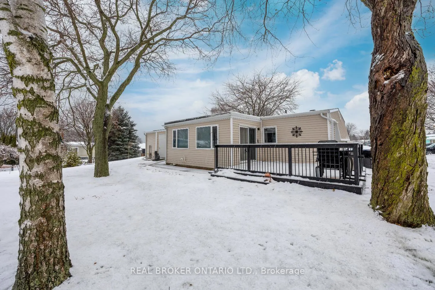 Additional image 16 of 22 Champlain Court