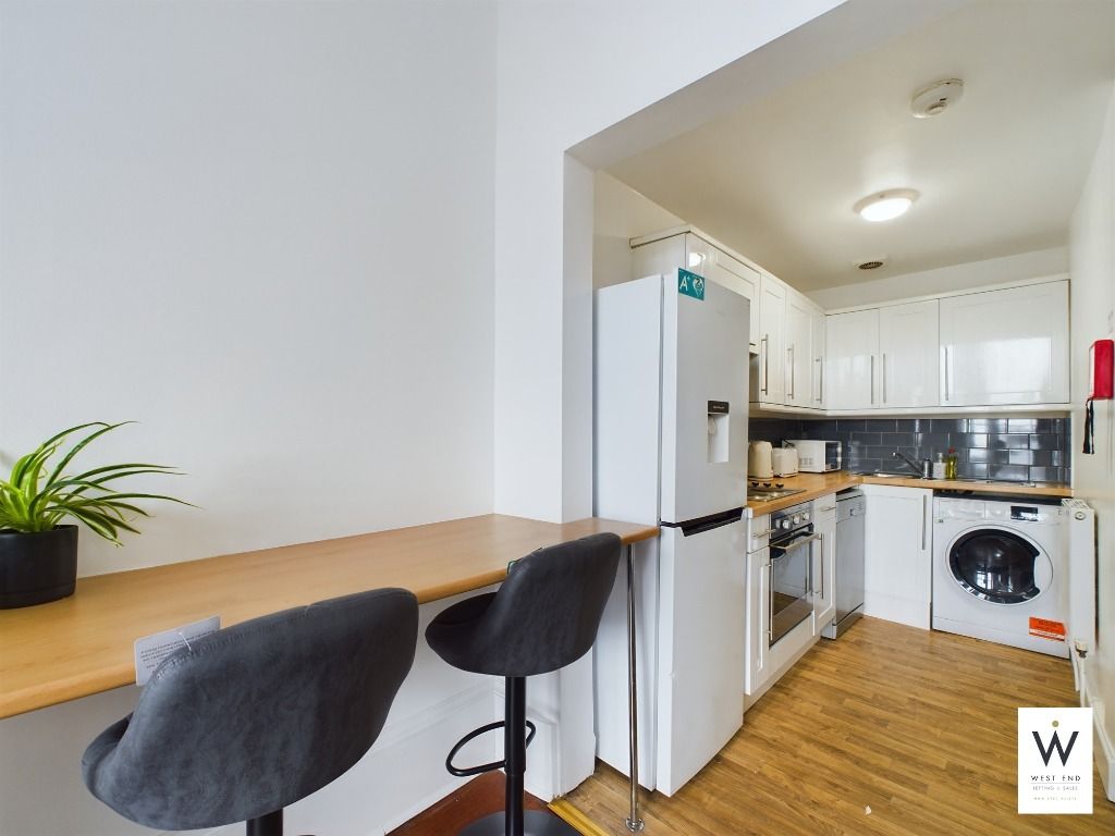 Additional image 8 of 5 bed flat to rentHMO Granville Street, Glasgow G3
