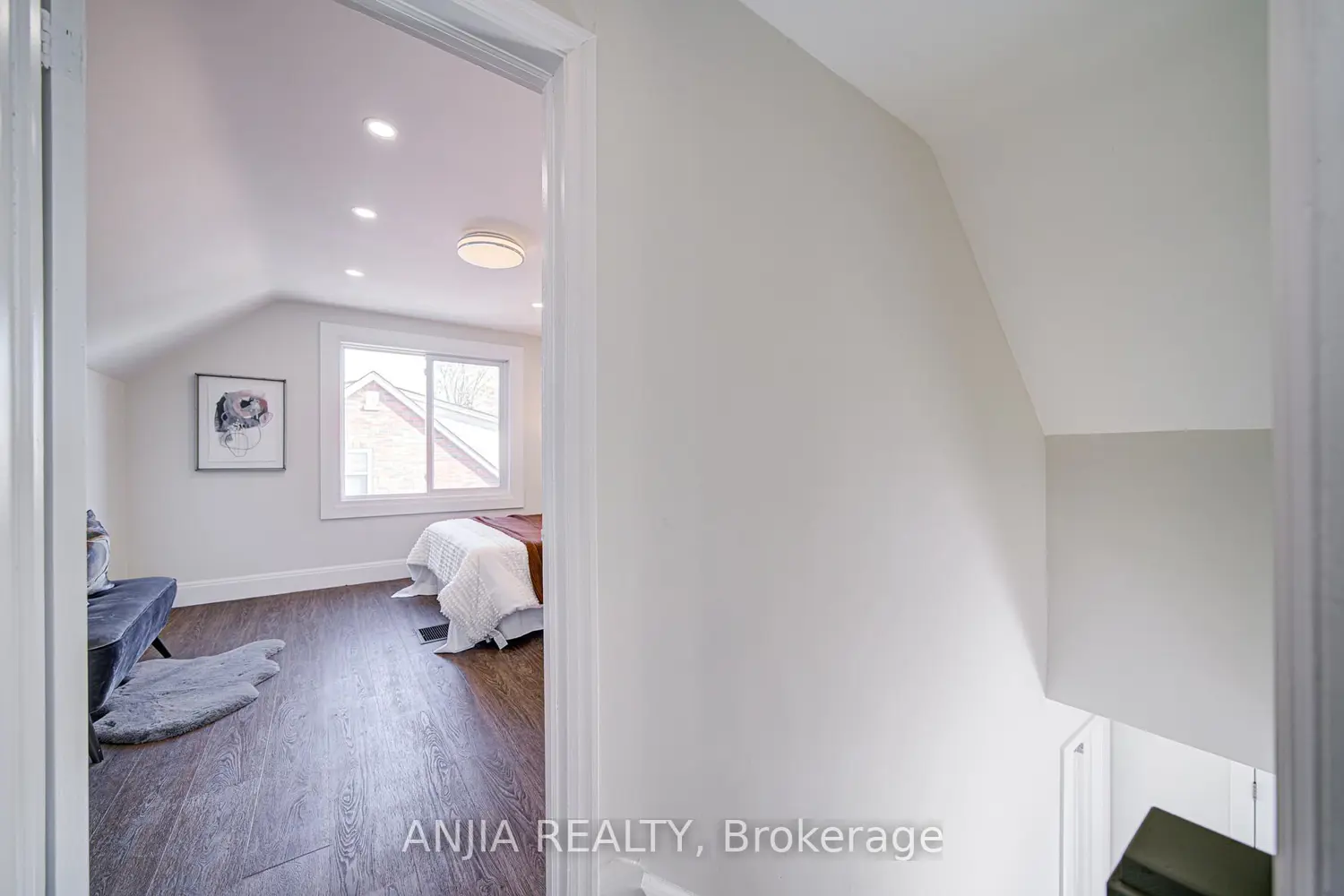 Additional image 13 of 1574 Hwy 2 Road