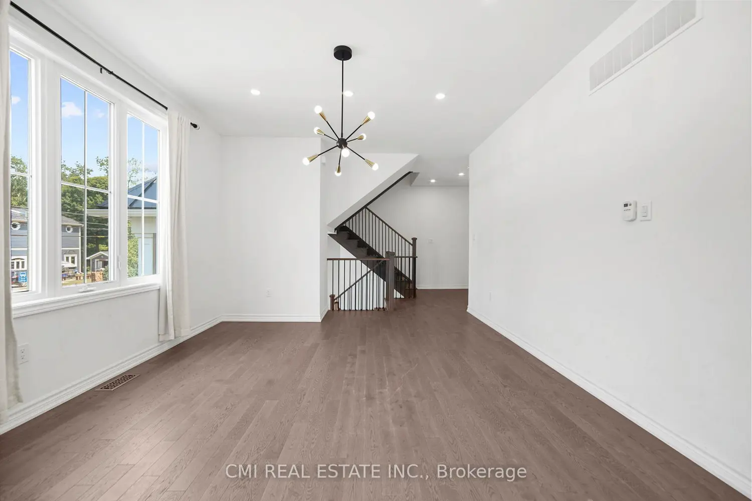 Additional image 6 of 3205 Mosley Street