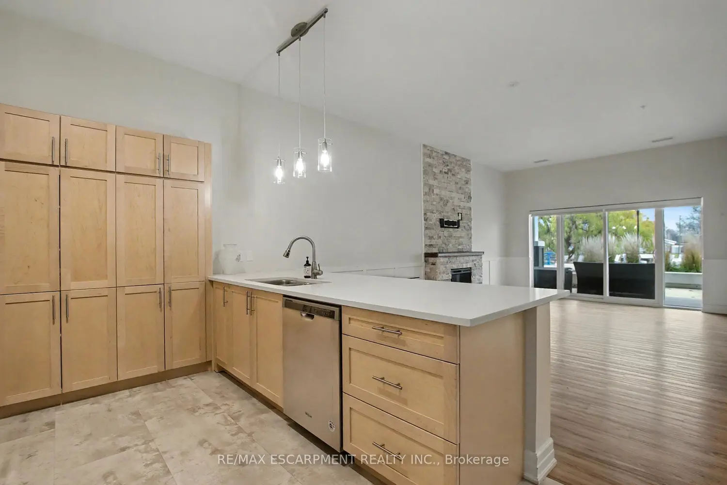 Additional image 6 of 39 Sister Varga Terrace 006