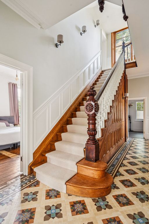 Additional image 12 of 6 bed detached house to rentBridge Road, East Molesey KT8
