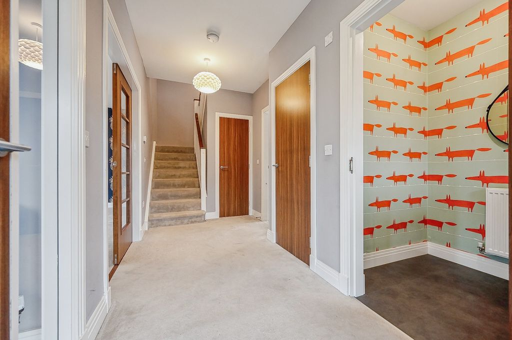 Additional image 16 of 5 bed detached house to rentDalgleish Drive, Bearsden, Glasgow G61