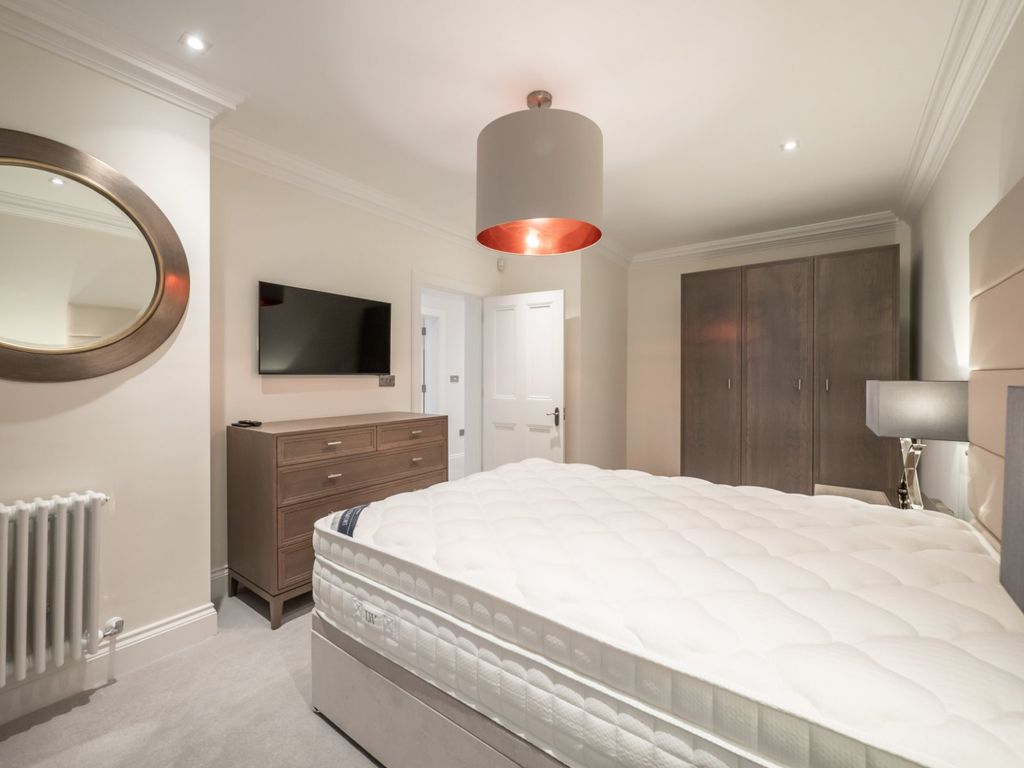 Additional image 18 of 4 bed flat to rentBelgrave Crescent, Edinburgh EH4