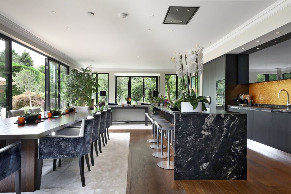 Additional image 6 of 7 bed detached house to rentRiversdale, Bourne End, Buckinghamshire SL8