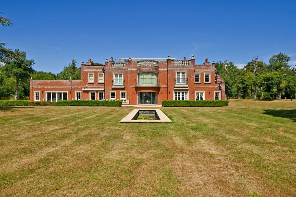 Additional image 47 of 7 bed villa to rentHeathfield Road, Burnham, Slough SL1