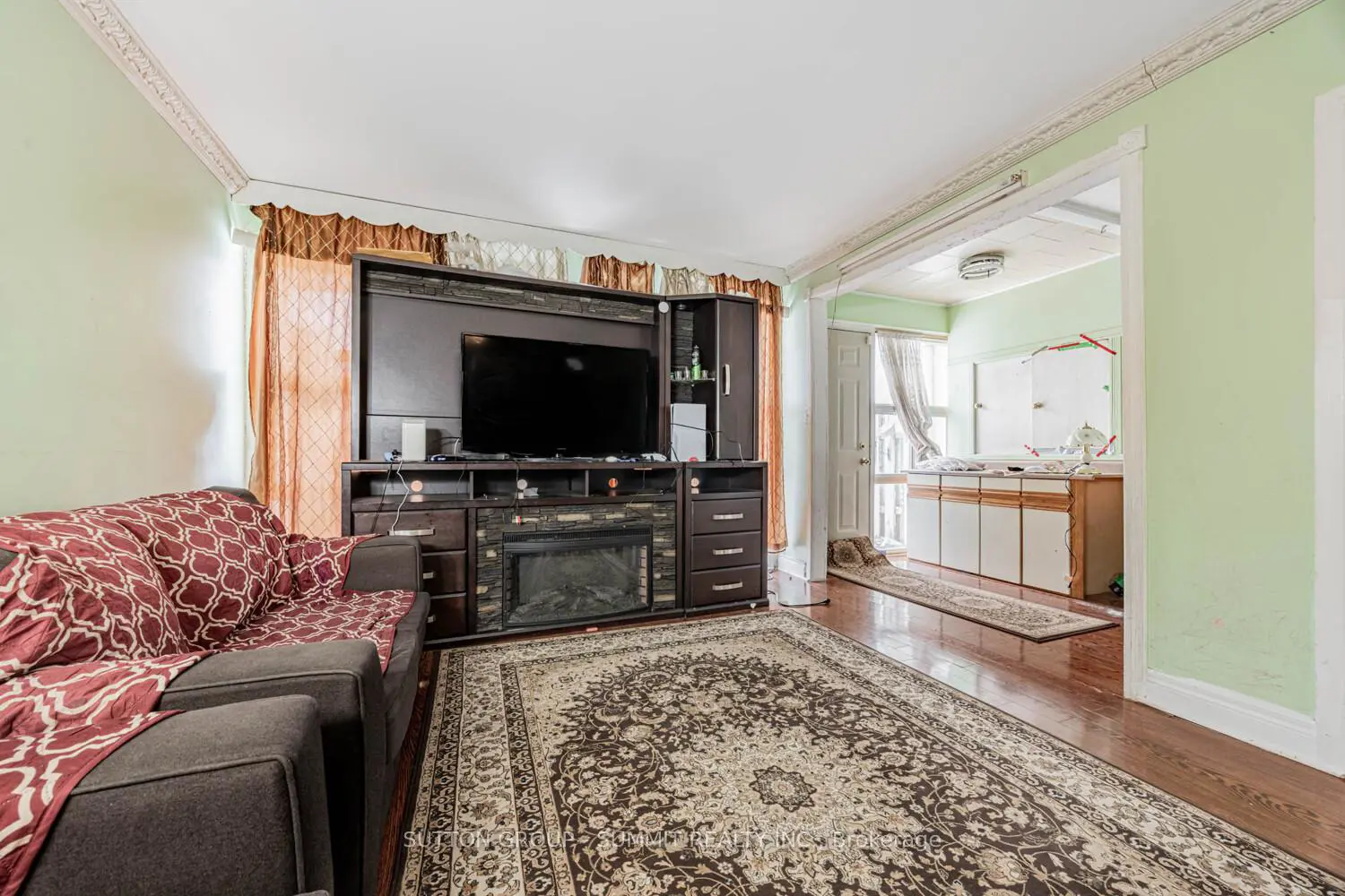 Additional image 4 of 2901 Jane Street 58