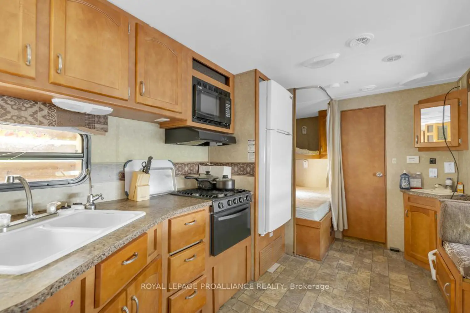 Additional image 19 of 4 Wolf Lake Road