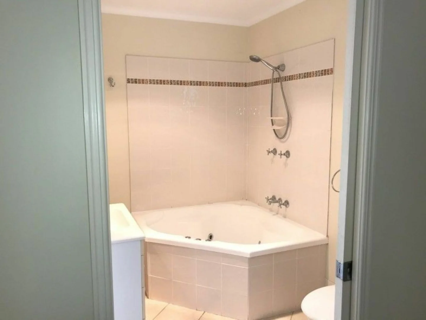 Additional image 6 of 22 Panaroo St, Macleay Island QLD 4184